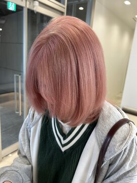 ロンドルピナス 小倉(Lond Lupinus) ミディアムレイヤーカット/似合わせカット/大人ガーリー/20代