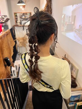 アレッタ(ALETTA) 編みおろしツインポニーテール