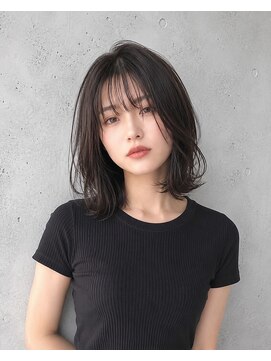 ピース バイ シータ(PEACE by CITA) 【アキヒロ】透明感グレージュミディアムレイヤー20代30代40代