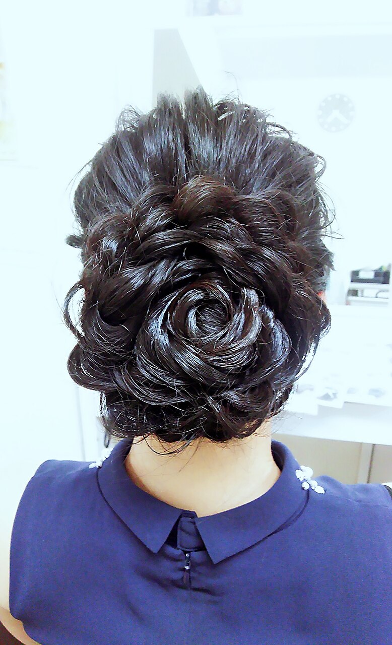 薔薇ヘアアレンジ：L006171495｜ヘアセット専門店 ナゴミ 渋谷店