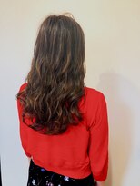 サックスヘアー(Saks hair) 波巻きリバース巻きMIX巻き[おすすめはイルミナカラー ]
