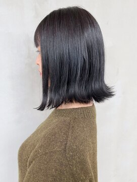 アイティー バイ アルバム 浦和店(IT by ALBUM) きりっぱなしボブ_オリーブカラーセミウェットウェーブ_ba244531