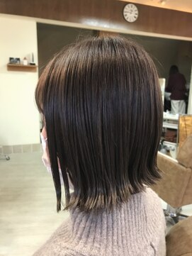 ケースプラスグリーン(CASE+GREEN) ◎ミルクティーグレージュ×ボブ