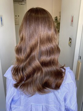 エレノア 梅田店(Eleanor) キャラメルベージュ