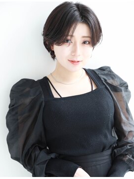 マッシュアンドマッシュアヴェダ ららぽーと福岡店(mash&mash AVEDA) 30代40代50代前下がりハンサムショート福岡博多