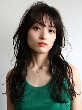 ミットバイツリー 新宿南口(mit by tree) アッシュオリーブ×レイヤーロング