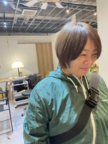 イズミ(Izumi)&nbsp;脱白髪染めとウルフスタイル