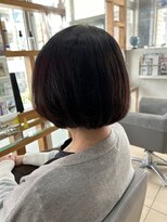 スタジオ アルファプラス 日暮里店(studio α+)&nbsp;ステップボーンカットカットボブショートハイライト白髪ぼかし