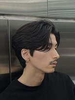 レタッチバイフィフス(RETOUCH by fifth) センターパート前下がり毛流れニュアンスパーマ