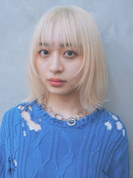 プネル(punel) 抜きっぱなしウルフレイヤーウルフカットケアブリーチ佐藤