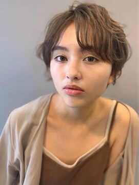 フリップビーアヴェダ(FLIP B AVEDA) 夏を楽しむハイトーンショート