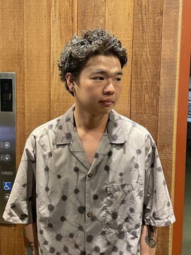 グラット(grAt) 【森】スパイキーパーマ
