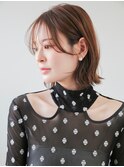 大人っぽい耳掛けシースルーボブ