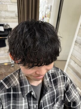 ハルクファースト 札幌(HRK 1st.) 札幌大通りメンズショートカット波巻きツイストスパイラルパーマ