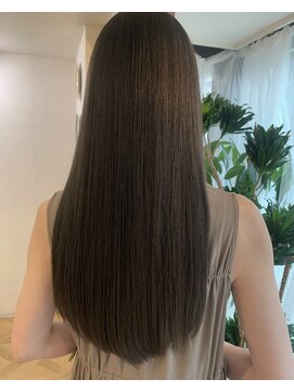 インビテーション(invitation) ダークカラー　ストレート