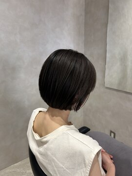 トキ(toki) ボブ×暗髪カラー