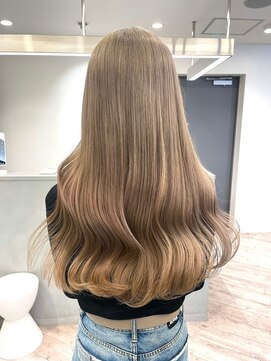 ルーブ トウキョウ(Loob. TOKYO) 池袋東口ハイトーンカラーミルクティーベージュペールピンク韓国