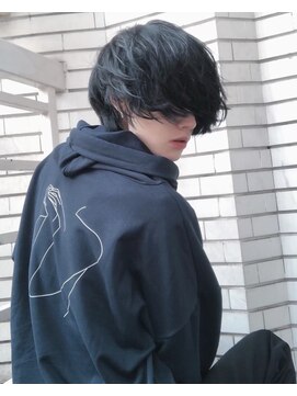 シン(syn) 前髪長めマッシュウルフ