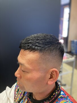 バーバーファースト(BARBER FIRST) フェード×クロップ