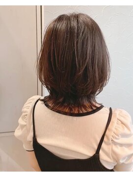 ハク(haku.) レイヤースタイル　ミディアムレイヤー