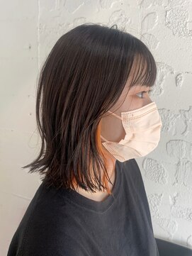 エム(EM) ブリーチインナーカラーオレンジカラー前髪カットトリートメント