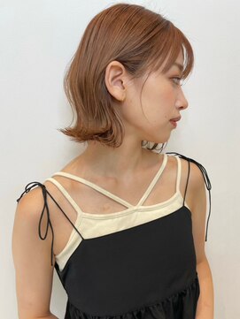 トルネード(TORNADO) オレンジ シルキーベージュ 外ハネパーマ 切りっぱなしボブ t731