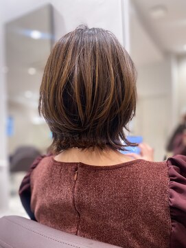 シュク 高円寺(SYUK) SYUK kazu 【高円寺 顔まわりカット 髪質改善 ハイライト 】