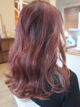 アートピュア(Art Pure)の写真/髪や頭皮に負担の少ない優しい薬剤を取り揃えたこだわりサロン♪経験豊富なスタイリストが最後まで担当◎