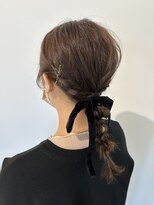 ベノワ(benoit)&nbsp;編みおろしヘアアレンジ