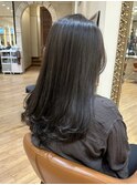 美髪ワンカールロングレイヤーカットダークアッシュシアーカラー