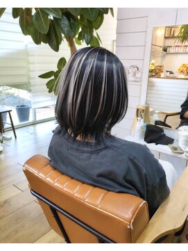 カンシャル(Kanshall) ハイライトカラー　レイヤーボブ