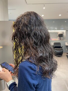 ナループロア ハチ(Nalu pu loa hachi) くるくるパーマ/ウェーブパーマ/ロングパーマ