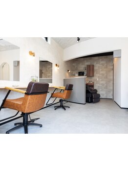 完全マンツーマン制プライベート空間なので、他のお客様を気にせずお子様と一緒に◎