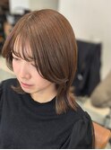 グレージュ/ミディアムレイヤー