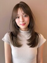 ロンドアリシア 金山(Lond Alexia)&nbsp;大人可愛いナチュラルロングレイヤー