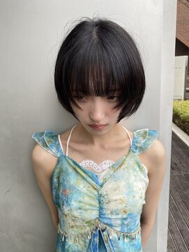 エアー 青山(AIR) センターパートハンサムショートコンパクトショートくびれ