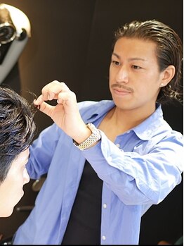 クワトロレオーネ 大阪梅田茶屋町(QUATTRO LEONE)の写真/【阪急/梅田駅徒歩3分】ディーラー主催スタイルコンテストなど受賞！Newトレンドを発信する次世代サロン！