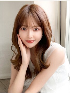 アフロート エル 錦糸町(AFLOAT L) 20代30代に人気！後れ毛がかわいい暗髪の韓国風くびれヘア