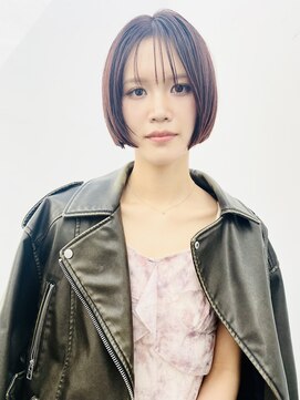 ボブレイヤーとワインレッド〈表参道/青山 drop〉