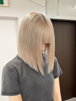 ヴィア 京都烏丸(Via)&nbsp;ボブ/切りっぱなしボブ/ケアブリーチ/ベージュ/ハイトーン