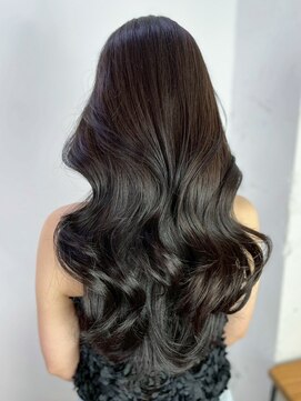 おくれ毛暗めカラーグレージュ韓国ヘアロング_ba559442