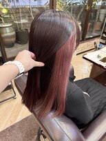 キャラ 池袋本店(CHARA)&nbsp;冬のピンクが可愛いインナーカラー【池袋インナーカラー】