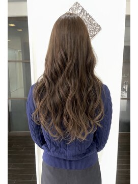 シーズナル ベージュ