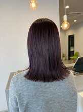 ダメージレスならではのなめらかな手触り◎自然で柔らかい仕上がりの「髪質改善ストレート」