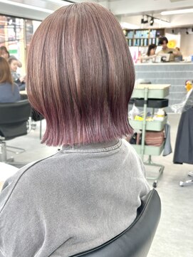 ヒビヲ 横浜西口店(HIBIO) タッセルボブミルクティーピンクベージュ顔まわりレイヤーカット