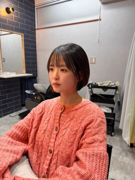 コロレ(COLORE) 丸みショートボブ/天使の羽バング/小顔/20代