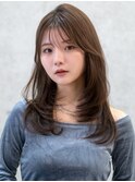20代・30代_ナチュラルストレートくびれロング