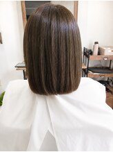 シア(sia.)