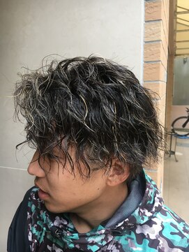 エモー(MoH) ミディアムツイスパ