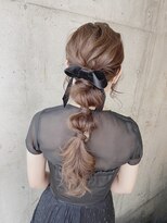 エール(a:le) 編み下ろしヘアアレンジ